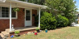 3 Bed / 1.5 Bath Home in the Heart of Norman Gallery 1