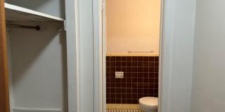 5424 Fifth Avenue Gallery 184