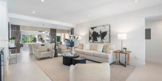 7810 Hawthorne Avenue Gallery 7