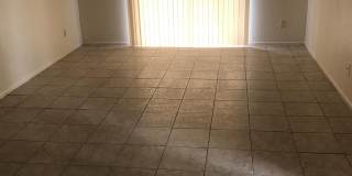 2807 East Marconi Avenue - 101 2807 East Marconi Avenue - 101 Gallery 1