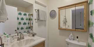 1631 Belle Plaine Gallery 8