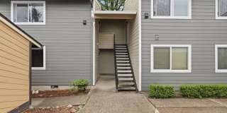 Charming Updated Condo in Great Location Charming Updated Condo in Great Location Gallery 1