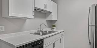 Hillcrest Place Gallery 22