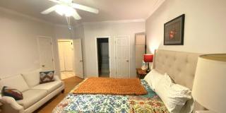 829 Ruffin Street Gallery 36