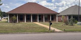 607 Briars Bend Gallery 1