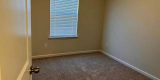 Room in 4 Bedroom Townhome at Lawyers Rd Gallery 8