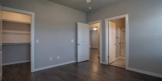 Charming 2 bedroom! Gallery 14