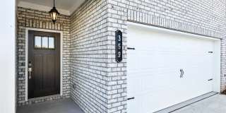 Poplar Row Gallery 38