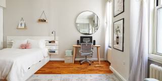 4 Lexington Avenue Gallery 2