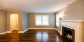 Sunset Hills 3 bedroom 2 bathroom charming brick bungalow in Greensboro. Lawn care included Gallery 8