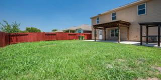 Attractive 4 Bedroom, 2.5 Bath, 2-Story Home in Manor! Gallery 27