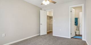 Glen at Highpoint Gallery 29