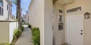 Stylish 3-Bedroom Home with Mountain Views & Attached 2-Car Garage Gallery 3