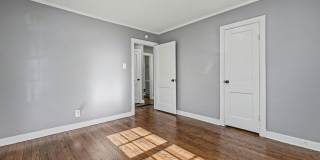 Charming Renovated Home Near U of M – Featuring Expansive Workshop & Garage Gallery 20