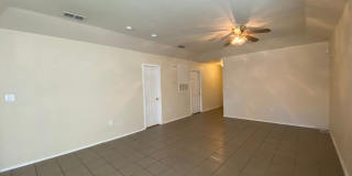 2/2/1 One Story Duplex / Ceramic Tile/ No Carpet / Fenced in Yard / CISD Gallery 6