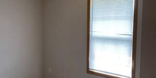Willard Duplex! 2 Bed, 2 Bath, 2 Car Garage Gallery 20