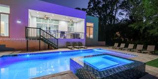 1759 SW 30th Pl Gallery 1
