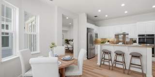 BRIGHT, OPEN RESIDENCE IN RIVERMARK HOME WITH EXCELLENT LAYOUT Gallery 11