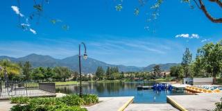 Updated & Furnished 3BR Townhome with Loft & Lake Access Gallery 52