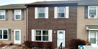 53 Eisenhower Circle Gallery 1