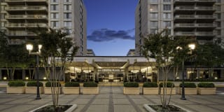 Crystal Plaza Apartments Gallery 81