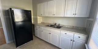 In-Unit Washer and Dryer Hookups Gallery 3