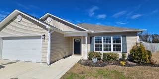 Spacious 3 Bedroom 2 Bathroom Home on Half an Acre Gallery 1