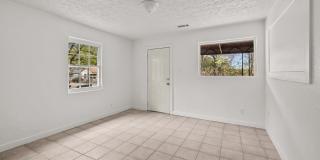 Move-in Special: Receive a $300 gas card with approved application and signed lease.-253 John Morris Ave Montgomery, AL Gallery 11