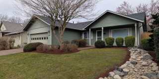 Beautiful 3-Bedroom, 2-Bath Home With fenced yard! Gallery 1