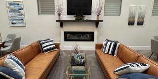 Beautifully Furnished 1/1 Apartment in Downtown Broad St.- $2,350 Gallery 36