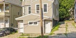 635 Crane Street Gallery 17