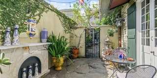 1404 PRYTANIA Street Gallery 40
