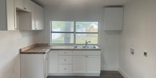 2 BED 1 BATH! Gallery 11