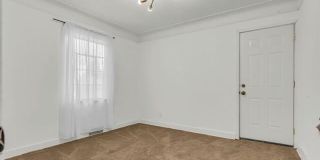 4000 Tyler Street Gallery 14