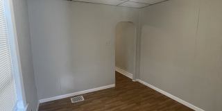 2828 West Clementine Street Gallery 13