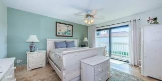 6260 SUN BOULEVARD Gallery 40