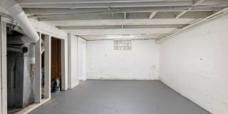 4 Bed, 2 Bath Single Family Home Gallery 15