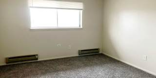 2 bed, 2 bath with washer/dryer hookup.  Great location off Sable and 2nd Ave. Gallery 6