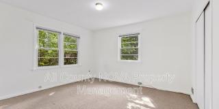 3160 Ravenwood Dr Gallery 25