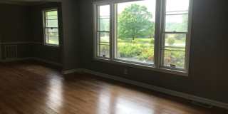 3 Bedroom Pet Friendly Home For Rent! Gallery 5