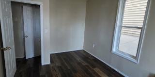 17 Orient Avenue Gallery 1