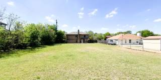 Available NOW!!!! Gorgeous 2 story, 3 bedroom, 2.5 bath, 2 car garage home with garage door opener and laundry room is perfect for you! Conveniently located near Fort Hood, schools, parks and shopping. Kitchen is upgraded with flat top stove, black applia Gallery 47