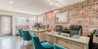 French Place Gallery 31