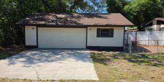 Studio garage apartment Gallery 1