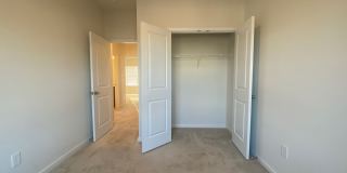 Room for Rent in 3 Bedroom Townhome at 1103 Johns Walk Way Gallery 26