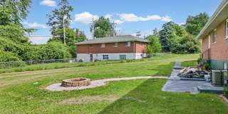 10325 Lookaway Drive Gallery 49