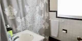 2175 Goldenrod Street Gallery 26