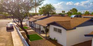 2 bedroom 1 bath home! Gallery 1