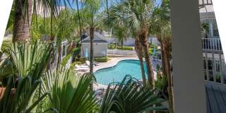 947 HEMINGWAY CIRCLE Gallery 36