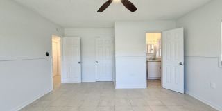 10108 Paradise Boulevard Gallery 24
